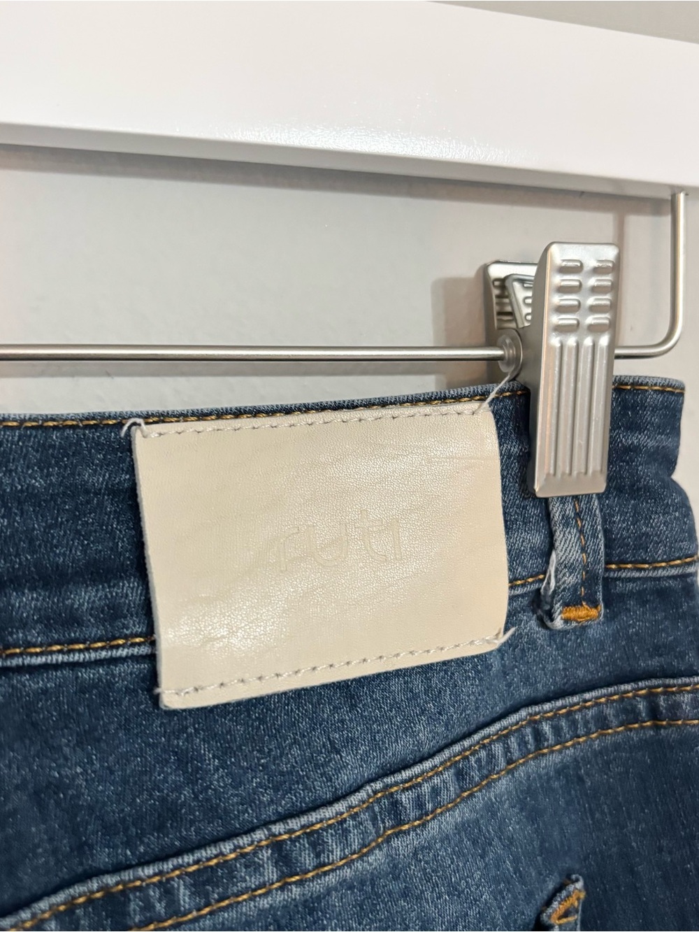 RUTI Denim Skinny Jeans Dark Wash - Picture 4 of 6